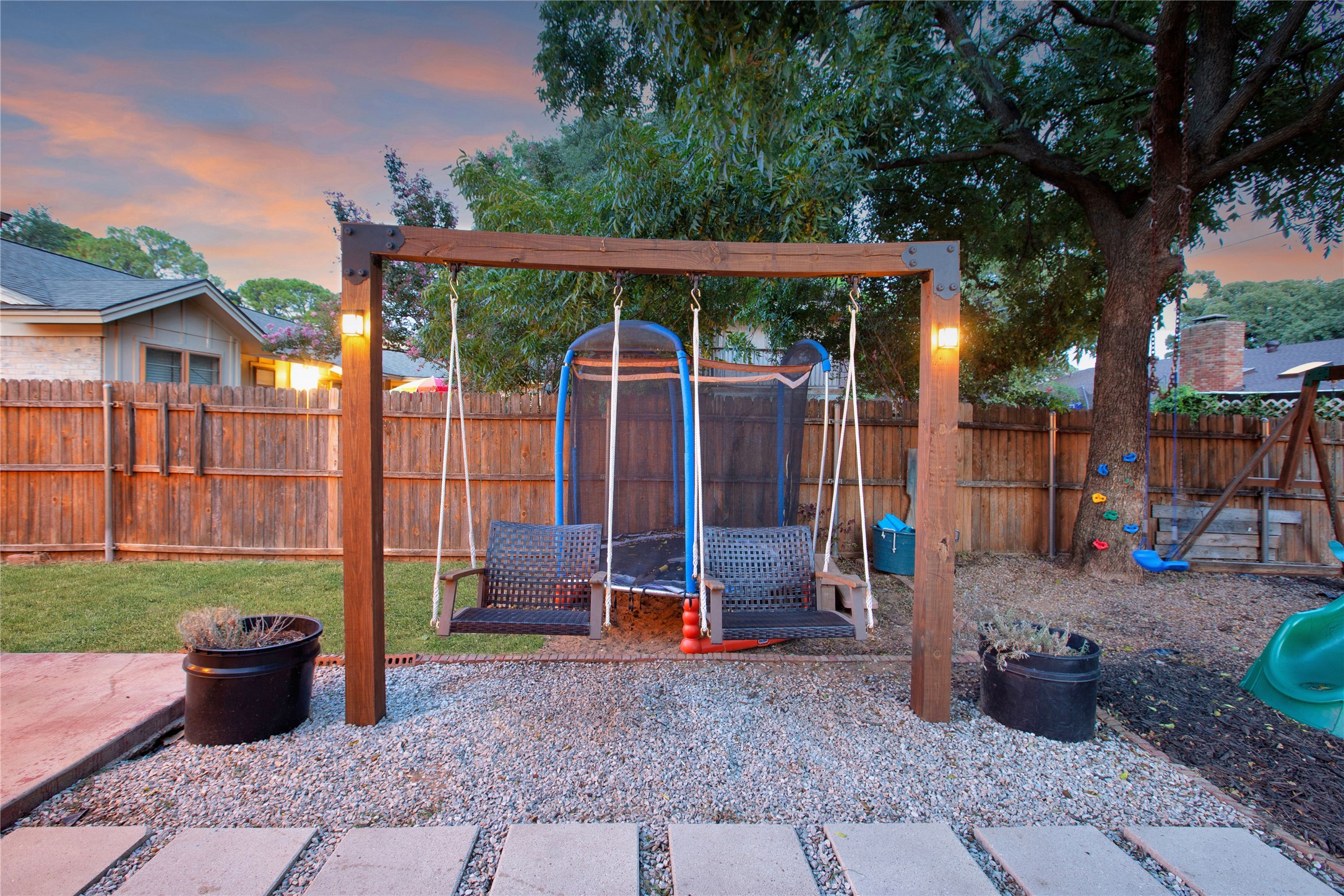 853 Royal Terrace Hurst TX 76053