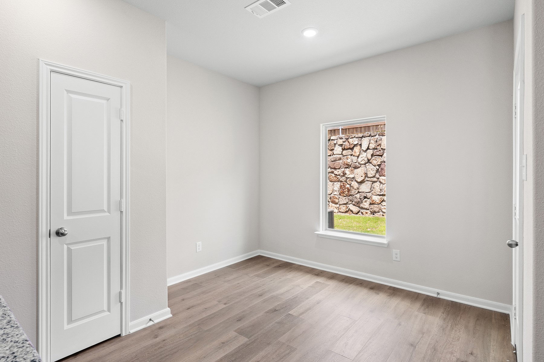 6356 Emerald Tree Lane Dallas TX 75241
