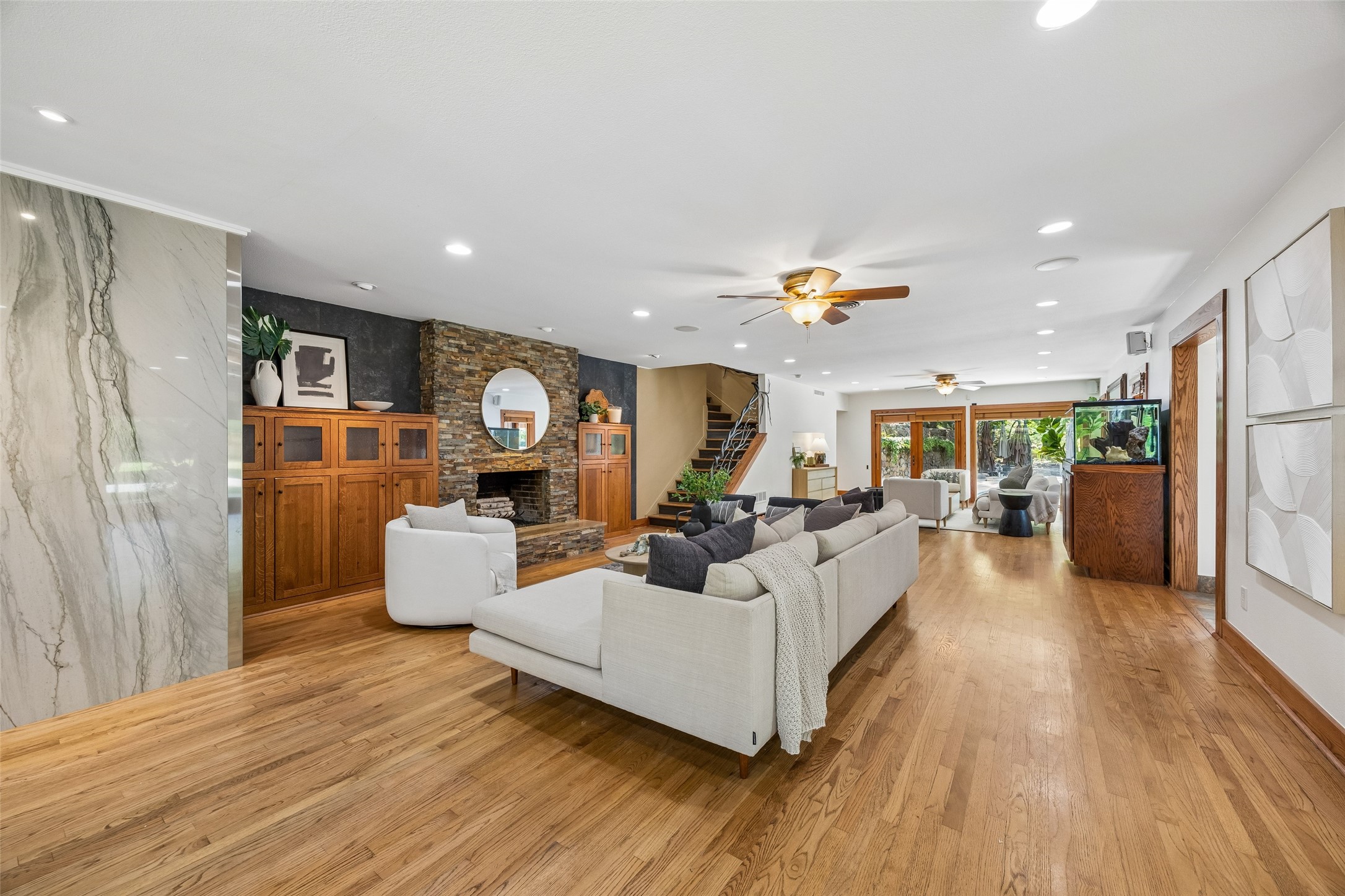 404 W Greenbriar Lane Dallas TX 75208