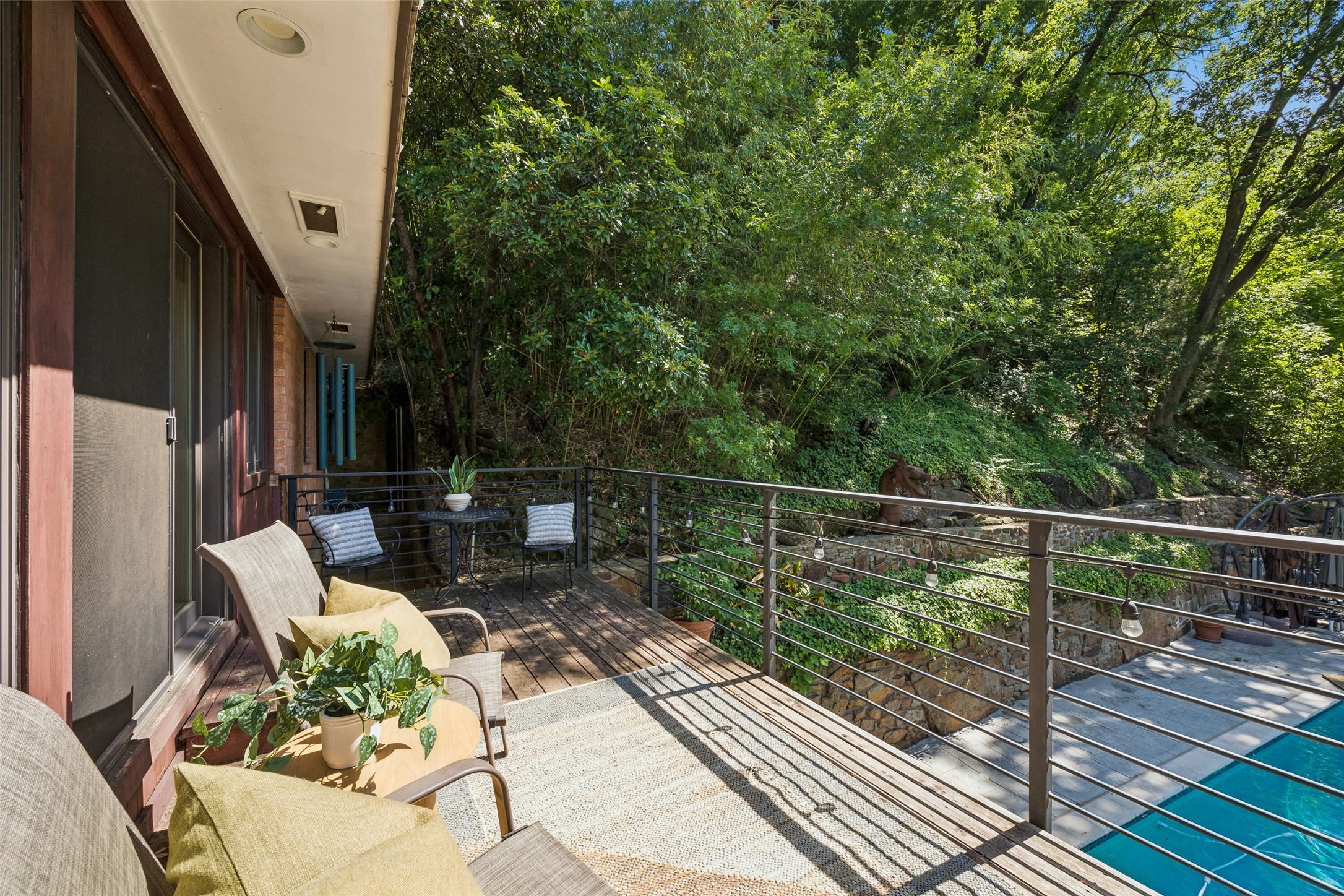 404 W Greenbriar Lane Dallas TX 75208