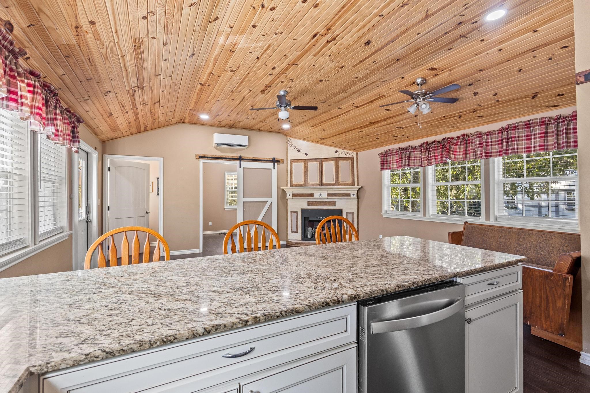 105 Reich Street Bonham TX 75418