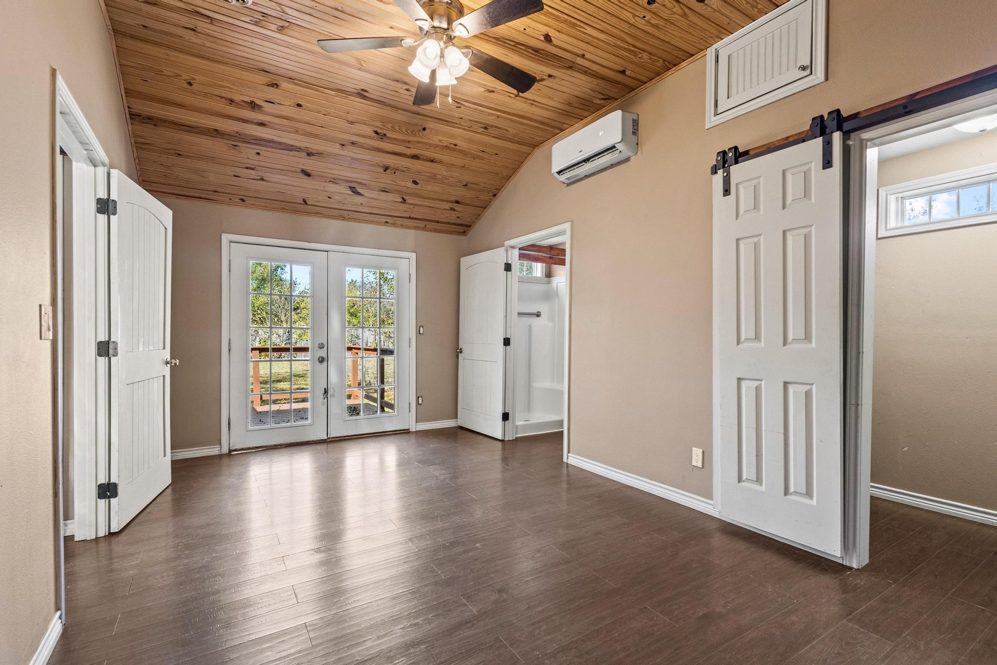 105 Reich Street Bonham TX 75418
