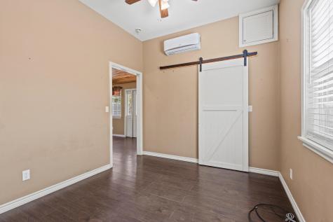 105 Reich Street Bonham TX 75418