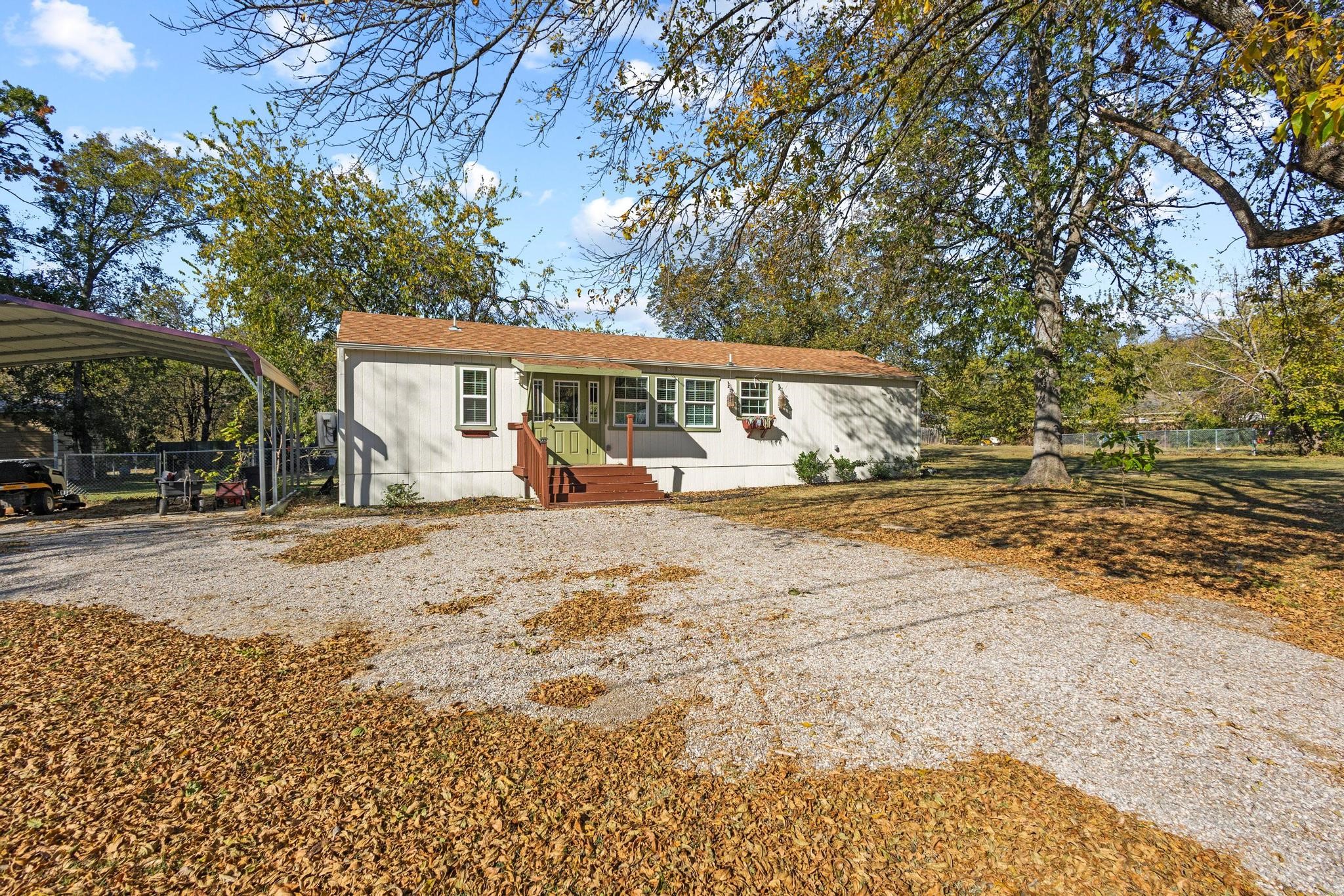 105 Reich Street Bonham TX 75418