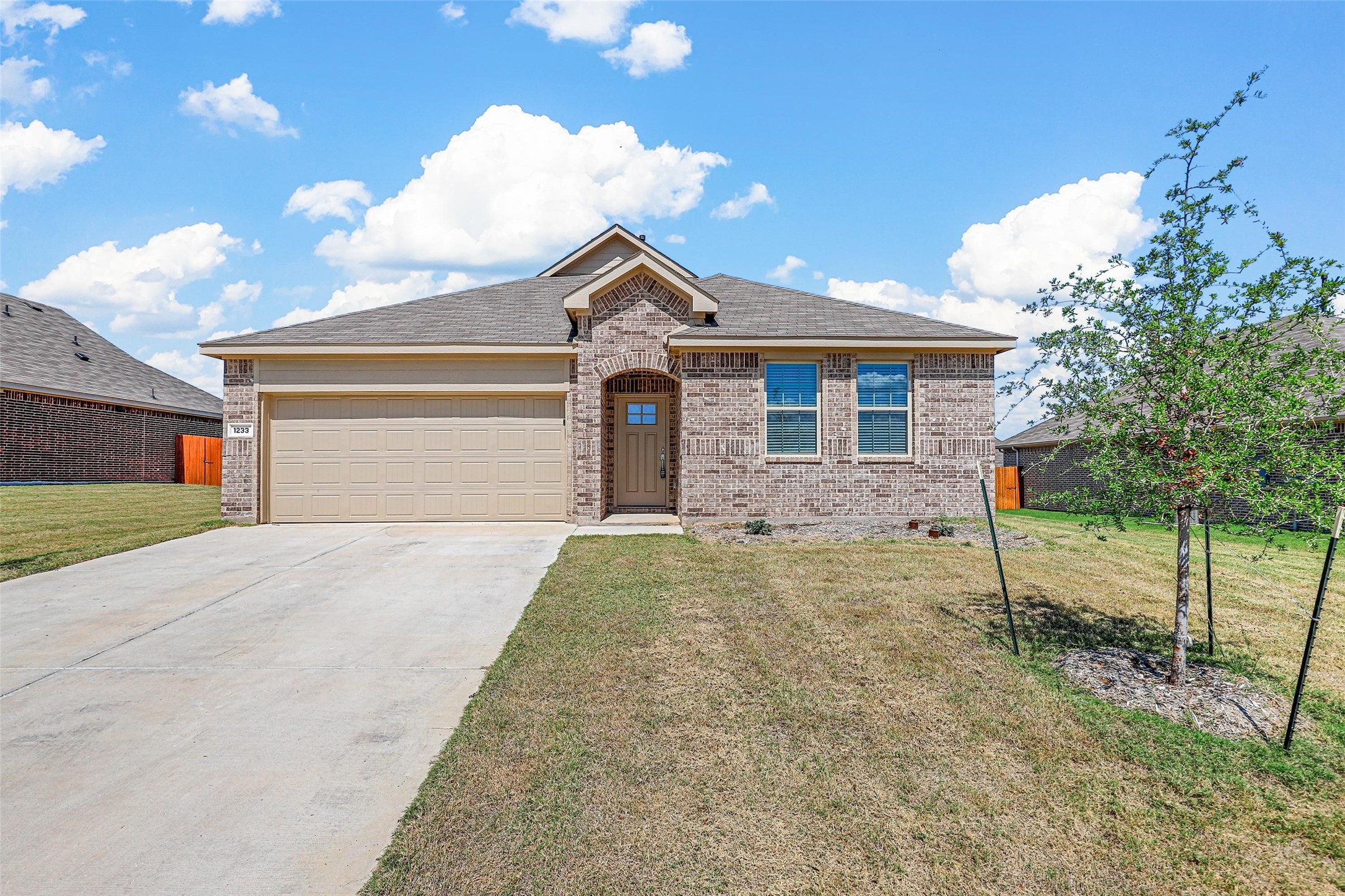 1233 Sycamore Street Azle TX 76020
