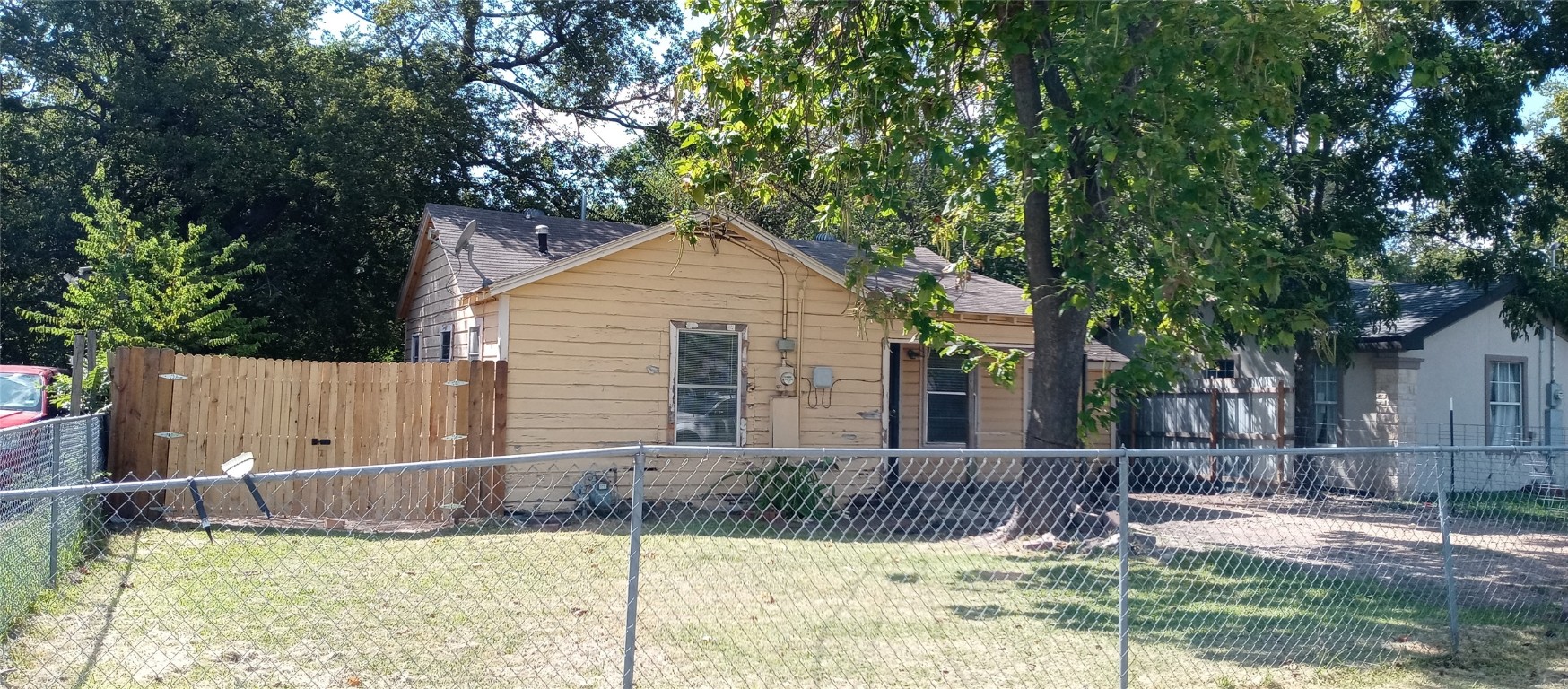 2933 Cypress Avenue Dallas TX 75227