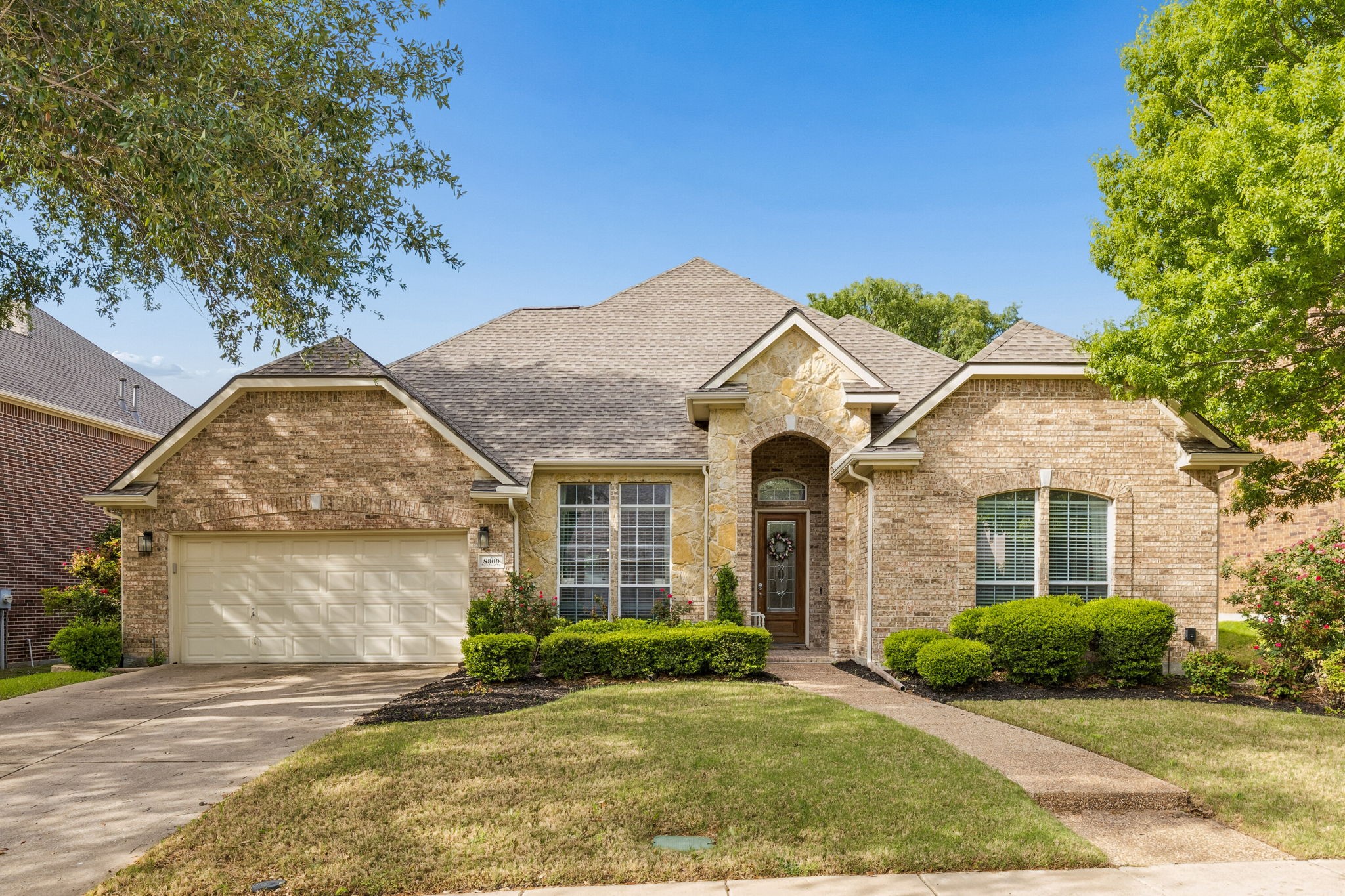 8309 Port Royal Lane Mckinney TX 75072