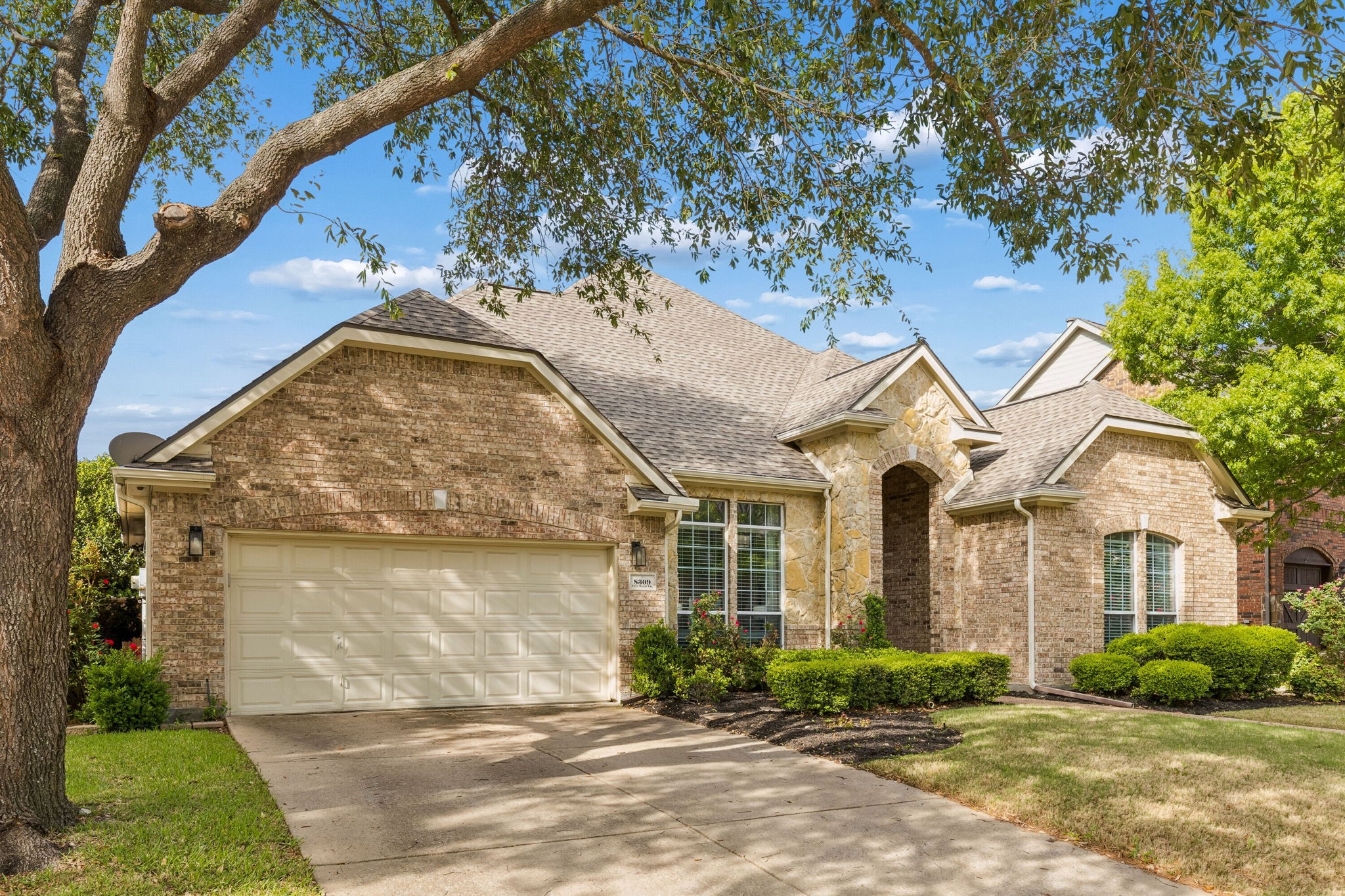 8309 Port Royal Lane Mckinney TX 75072