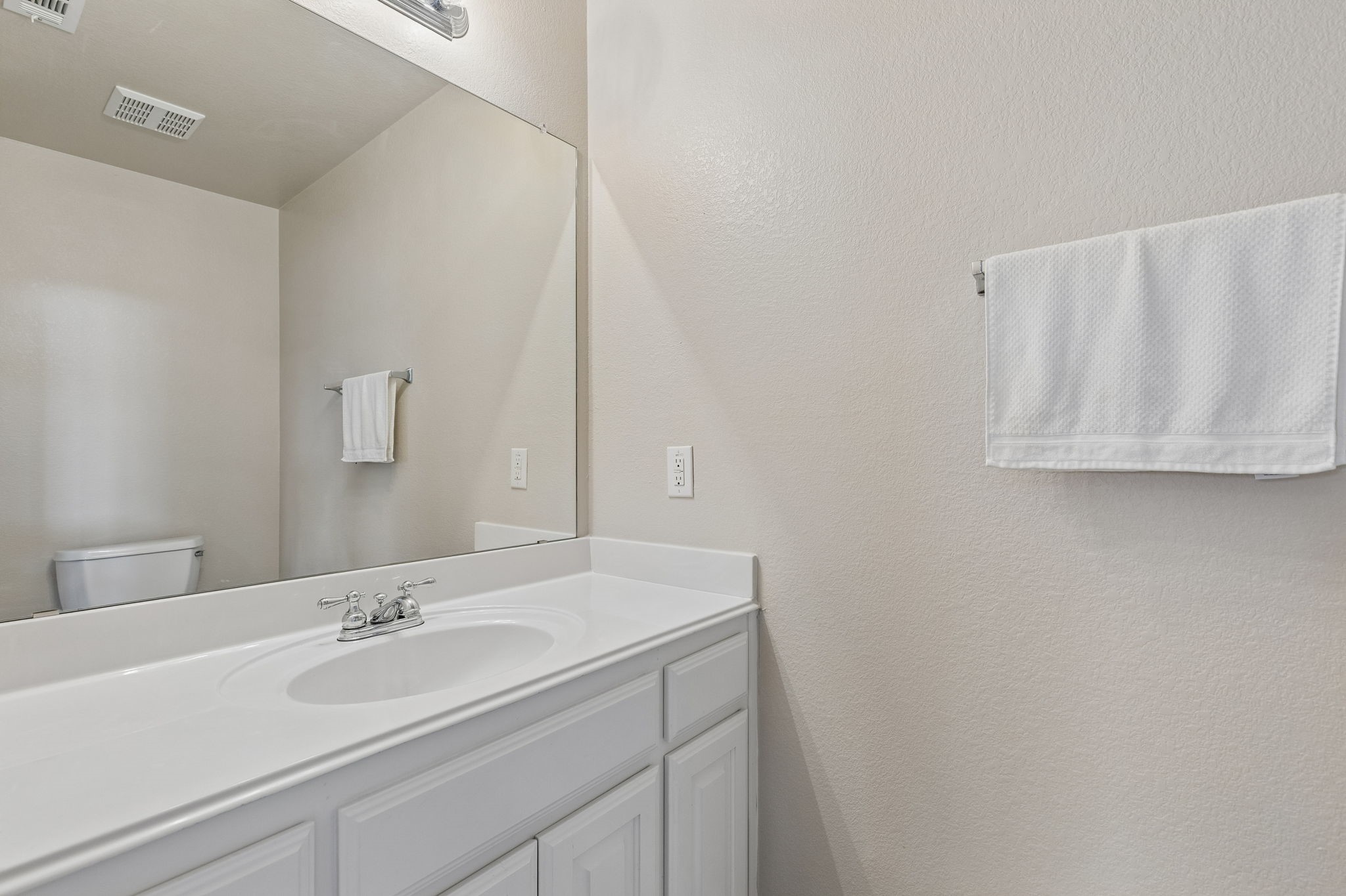 8309 Port Royal Lane Mckinney TX 75072