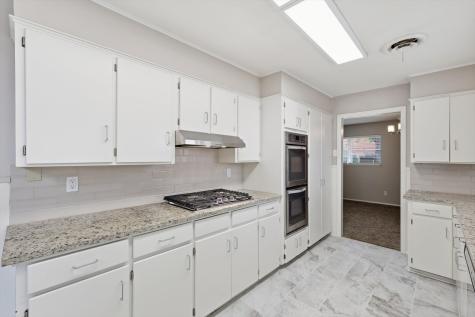 713 Waggoner Drive Arlington TX 76013