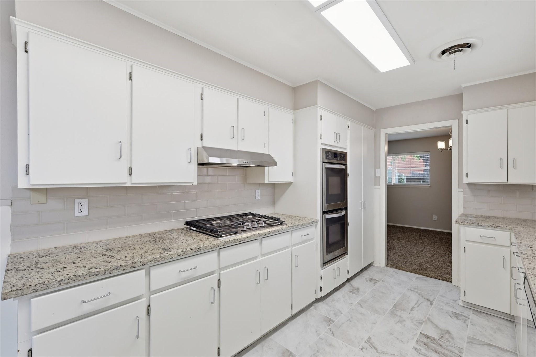 713 Waggoner Drive Arlington TX 76013