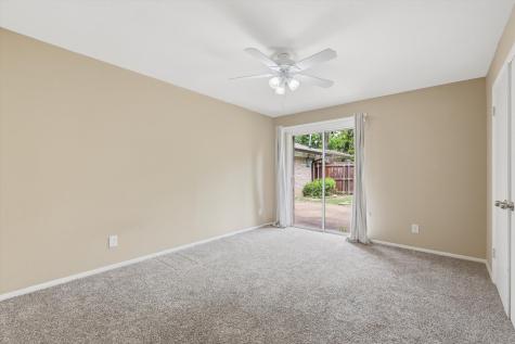 713 Waggoner Drive Arlington TX 76013