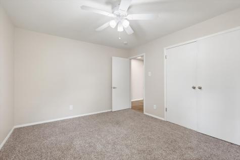 713 Waggoner Drive Arlington TX 76013