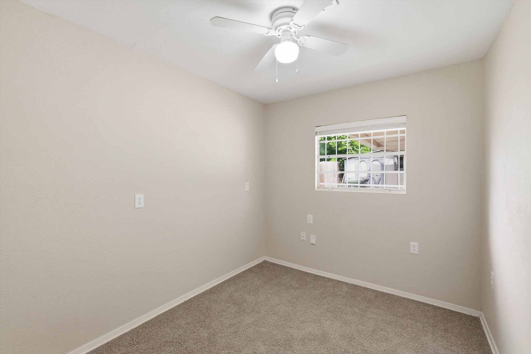 713 Waggoner Drive Arlington TX 76013