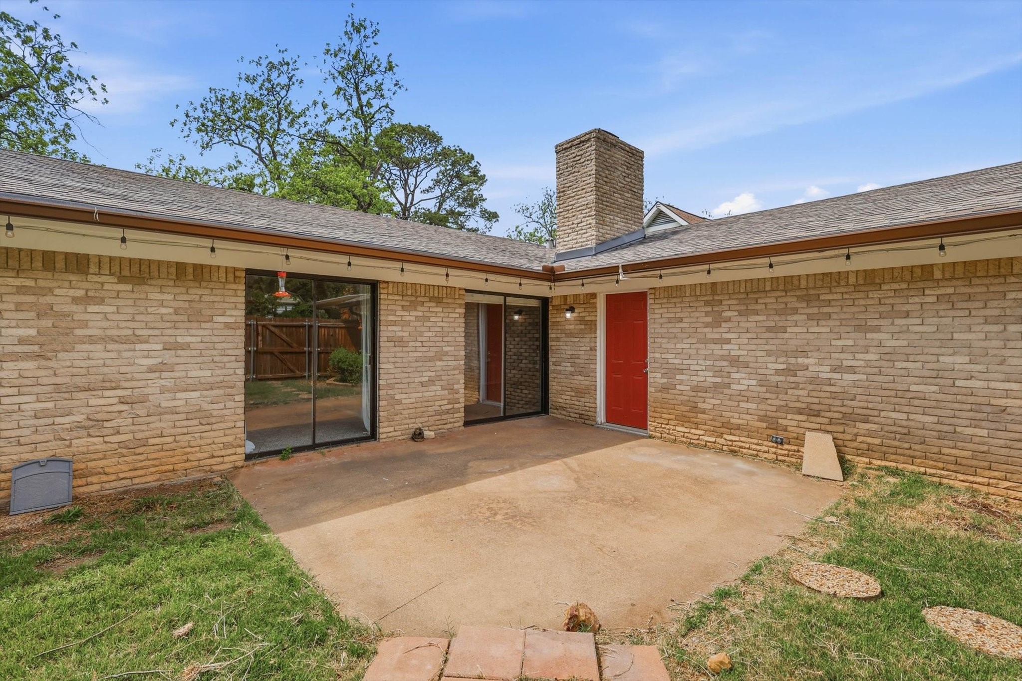 713 Waggoner Drive Arlington TX 76013