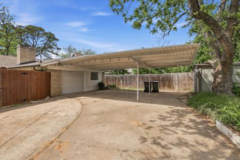 713 Waggoner Drive Arlington TX 76013