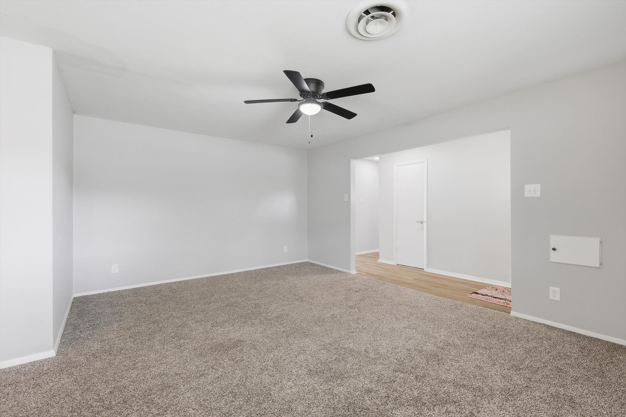 713 Waggoner Drive Arlington TX 76013