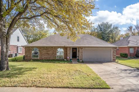 4207 Meadow Drive Grapevine TX 76051