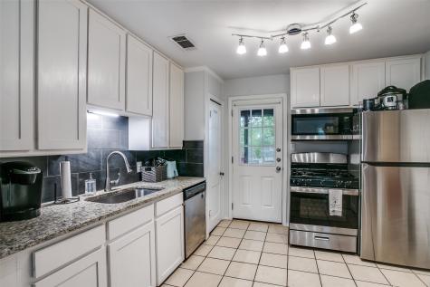 3244 Sandage Avenue Fort Worth TX 76109