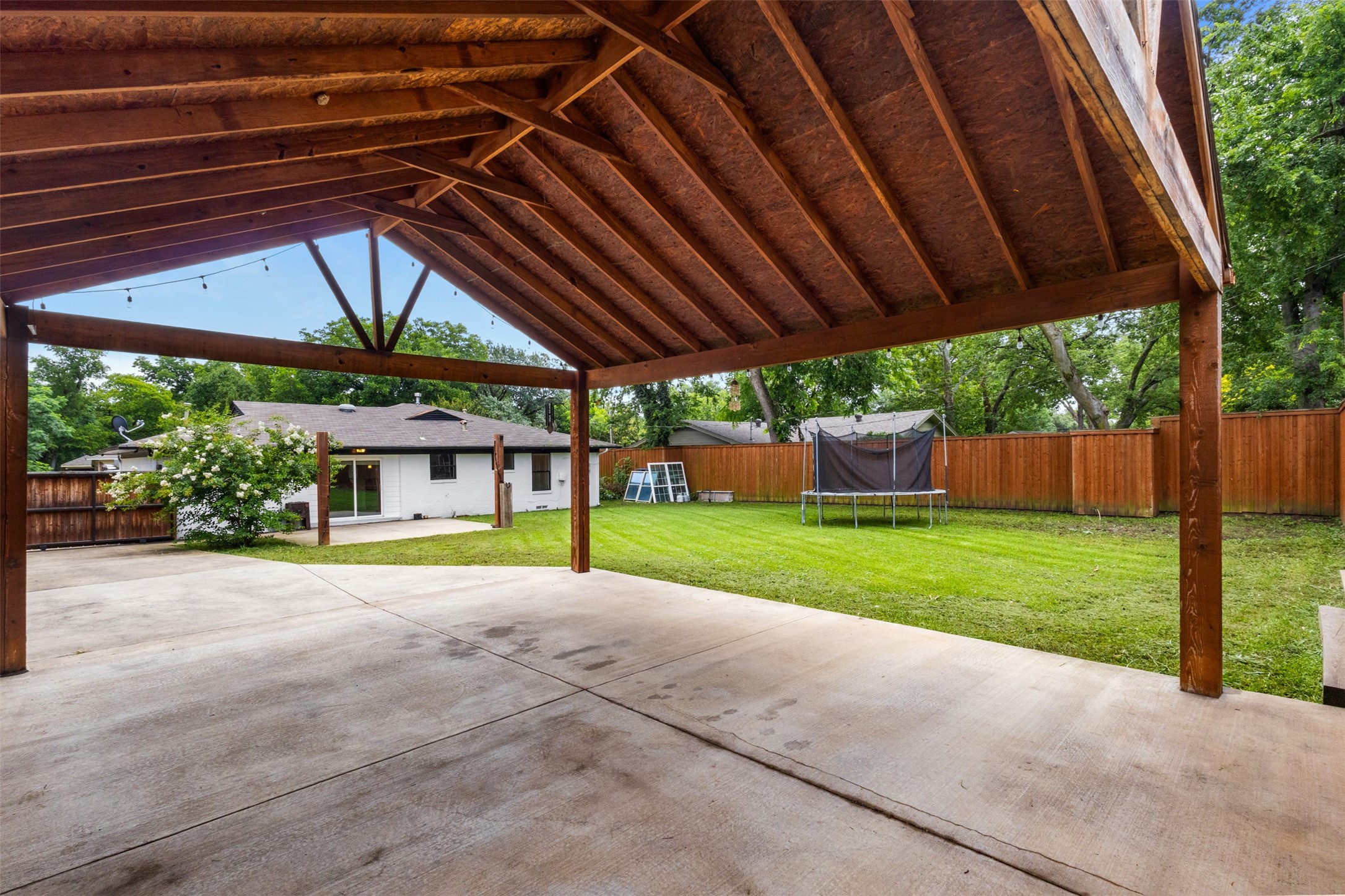 2925 Old Orchard Road Garland TX 75041