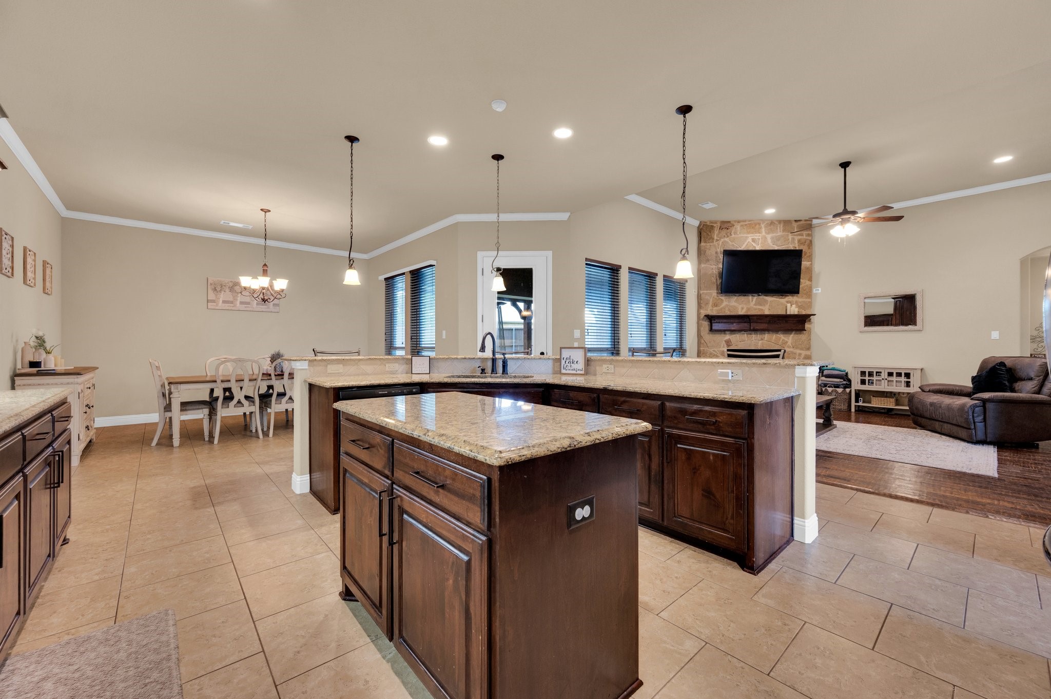 7218 Hill Country Court Midlothian TX 76065