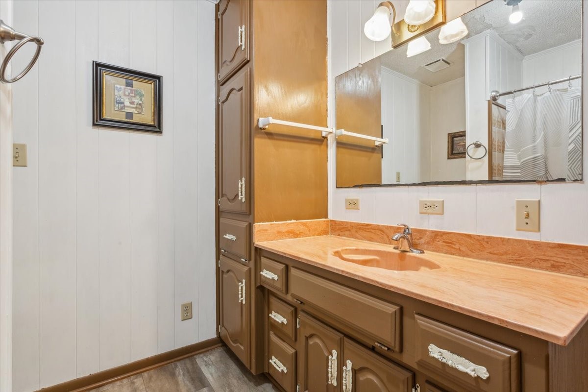 221 County Road 157 Riesel TX 76682