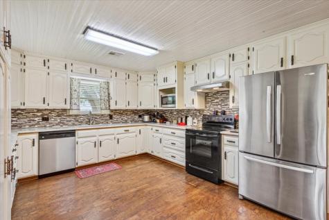 221 County Road 157 Riesel TX 76682