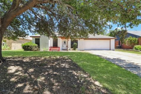 1820 Carrington Drive Glenn Heights TX 75154