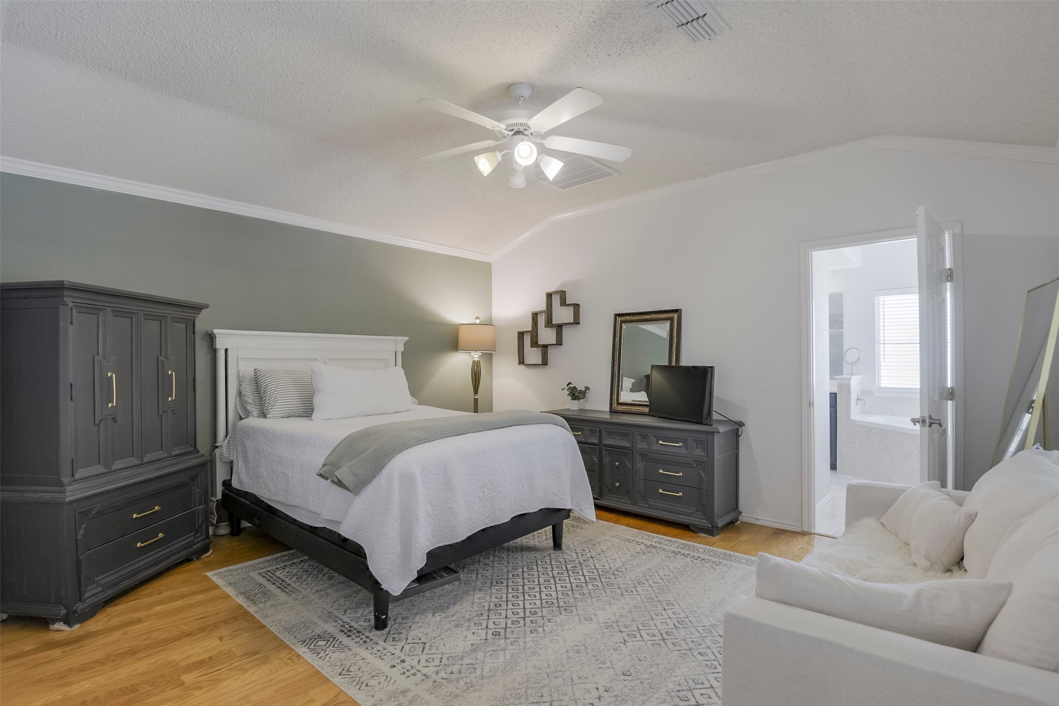 7611 Ledbetter Road Arlington TX 76001