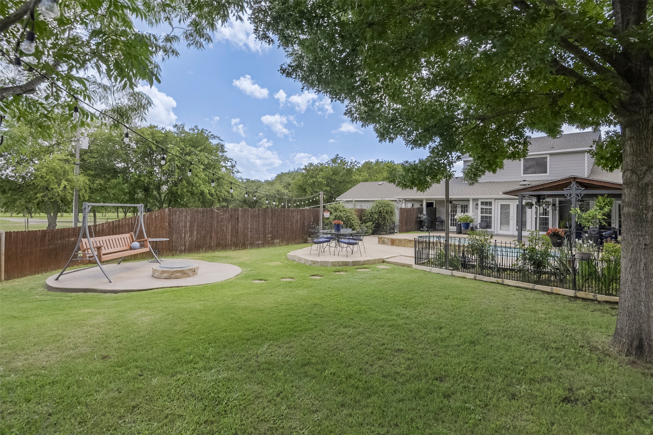 7611 Ledbetter Road Arlington TX 76001