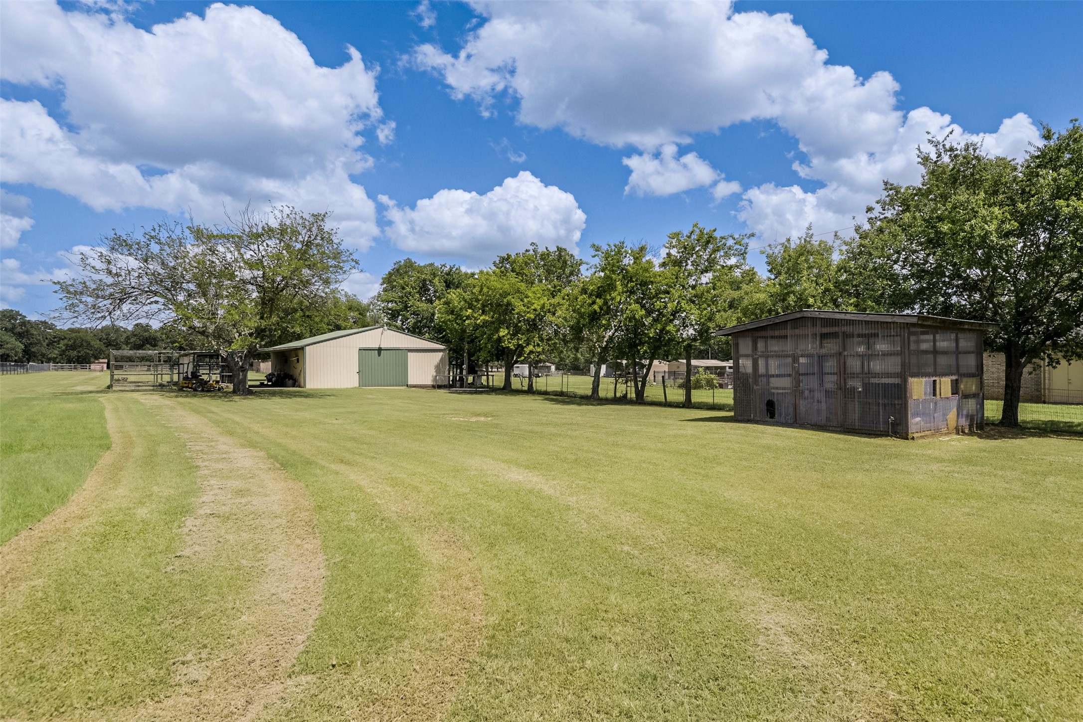 7611 Ledbetter Road Arlington TX 76001