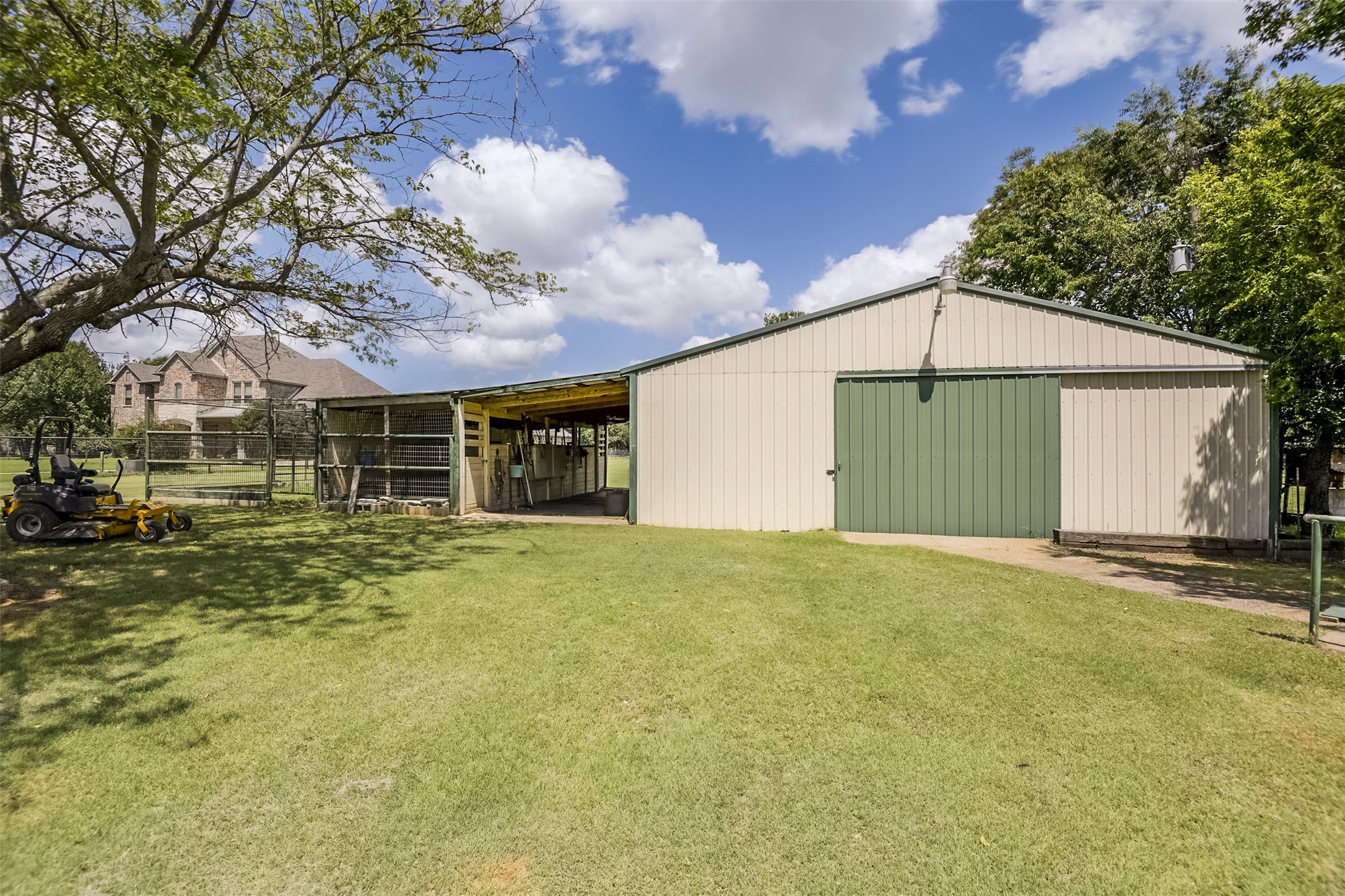 7611 Ledbetter Road Arlington TX 76001