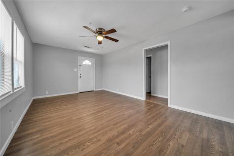 901 Johnson Street Terrell TX 75160