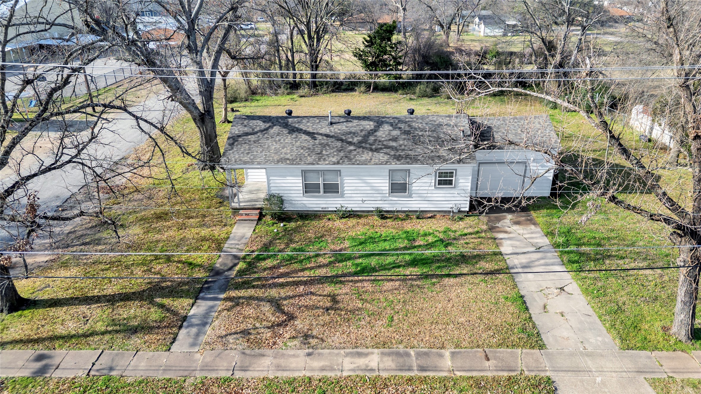 901 Johnson Street Terrell TX 75160