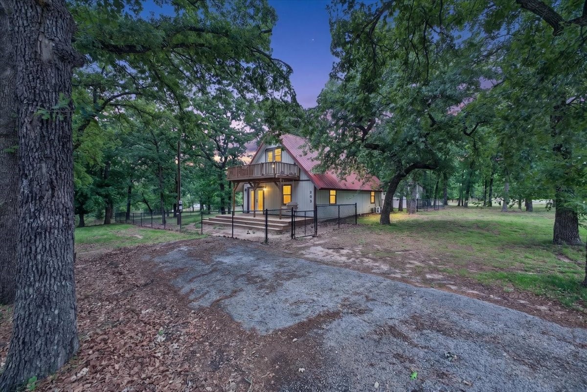 203 Fairway Drive Nocona TX 76255