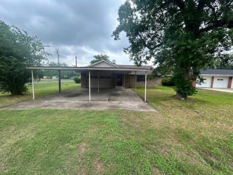 340 N West Street Yorktown TX 78164