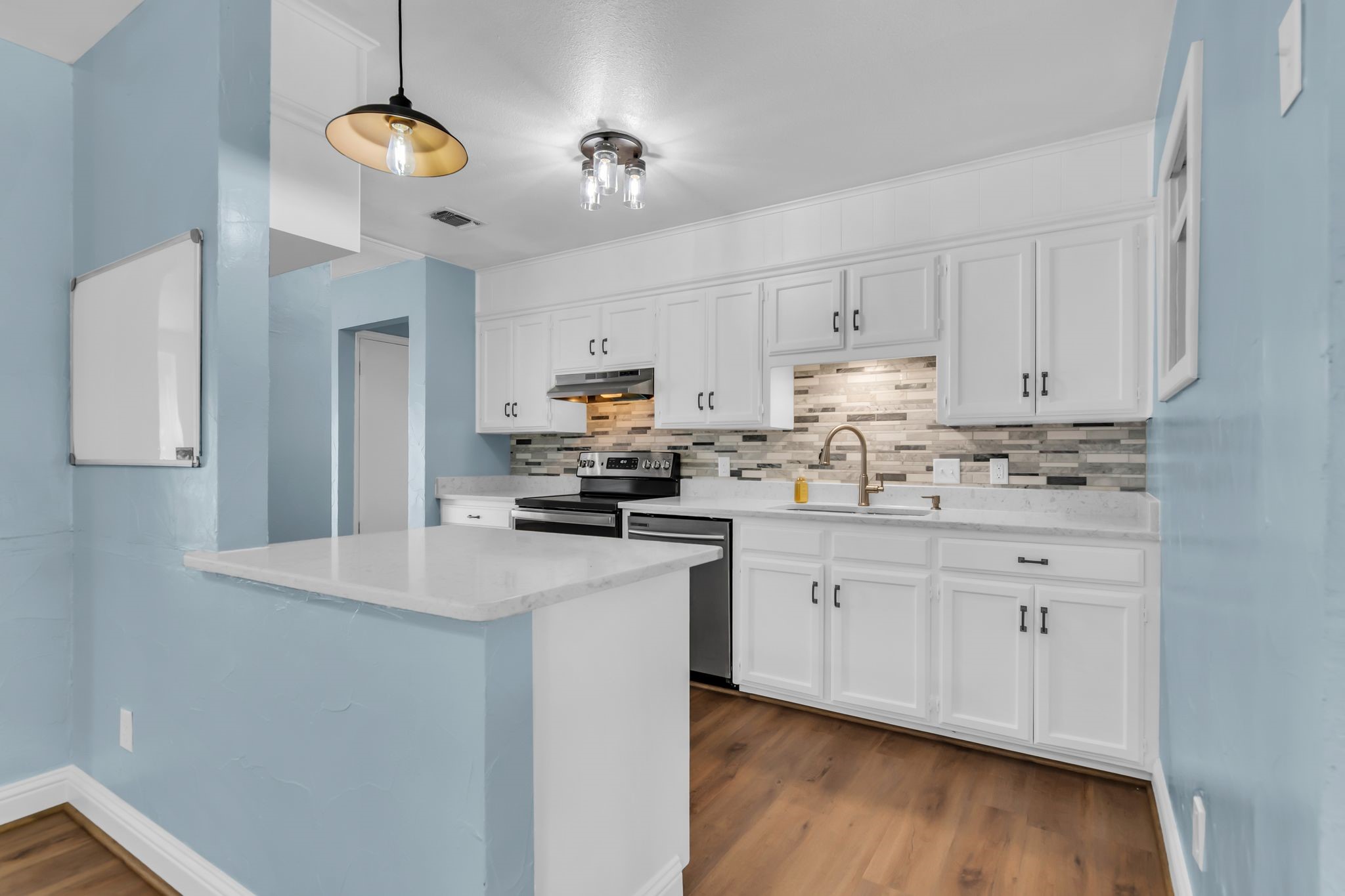 212 Mountain View Drive Azle TX 76020