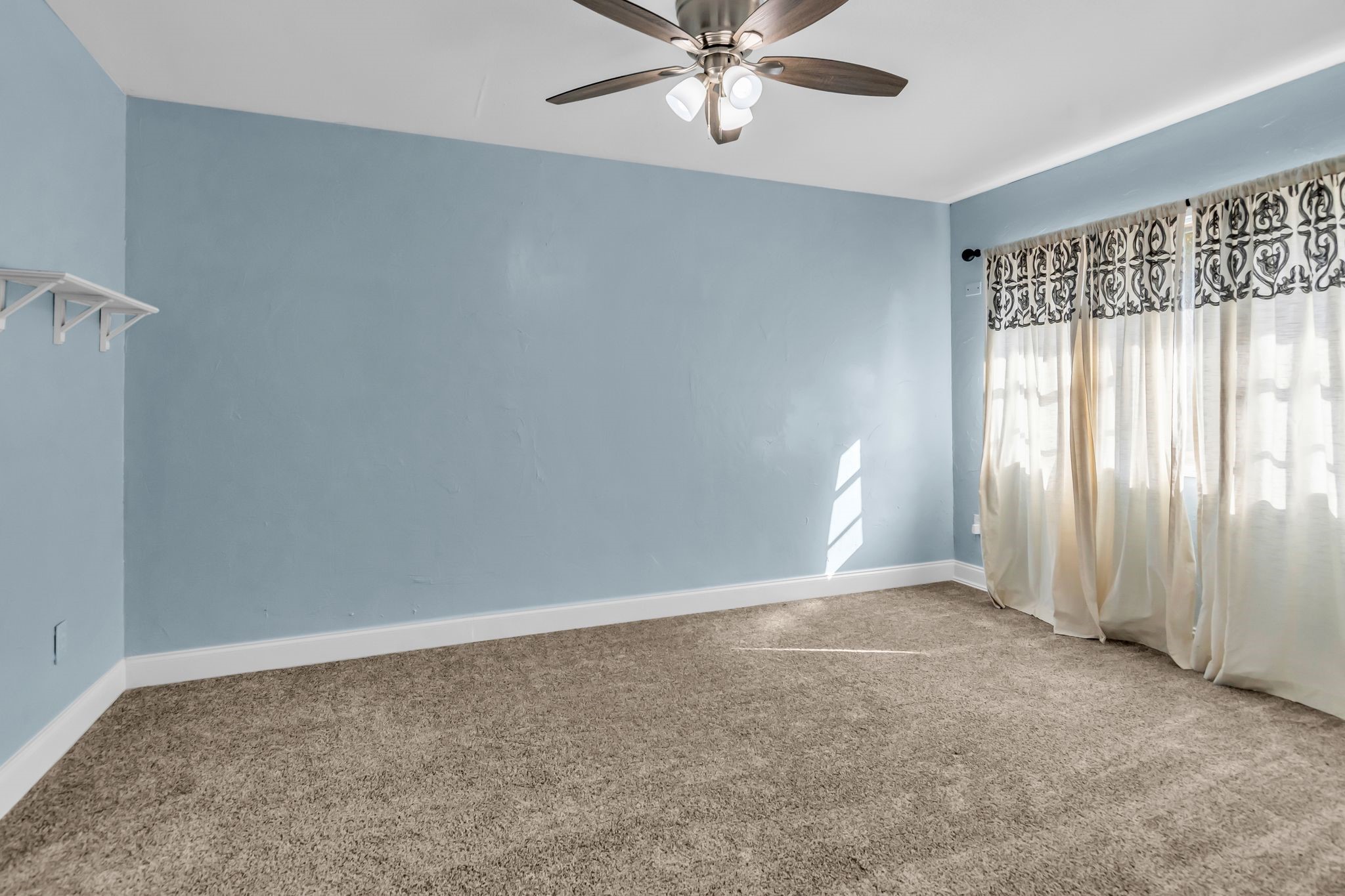 212 Mountain View Drive Azle TX 76020