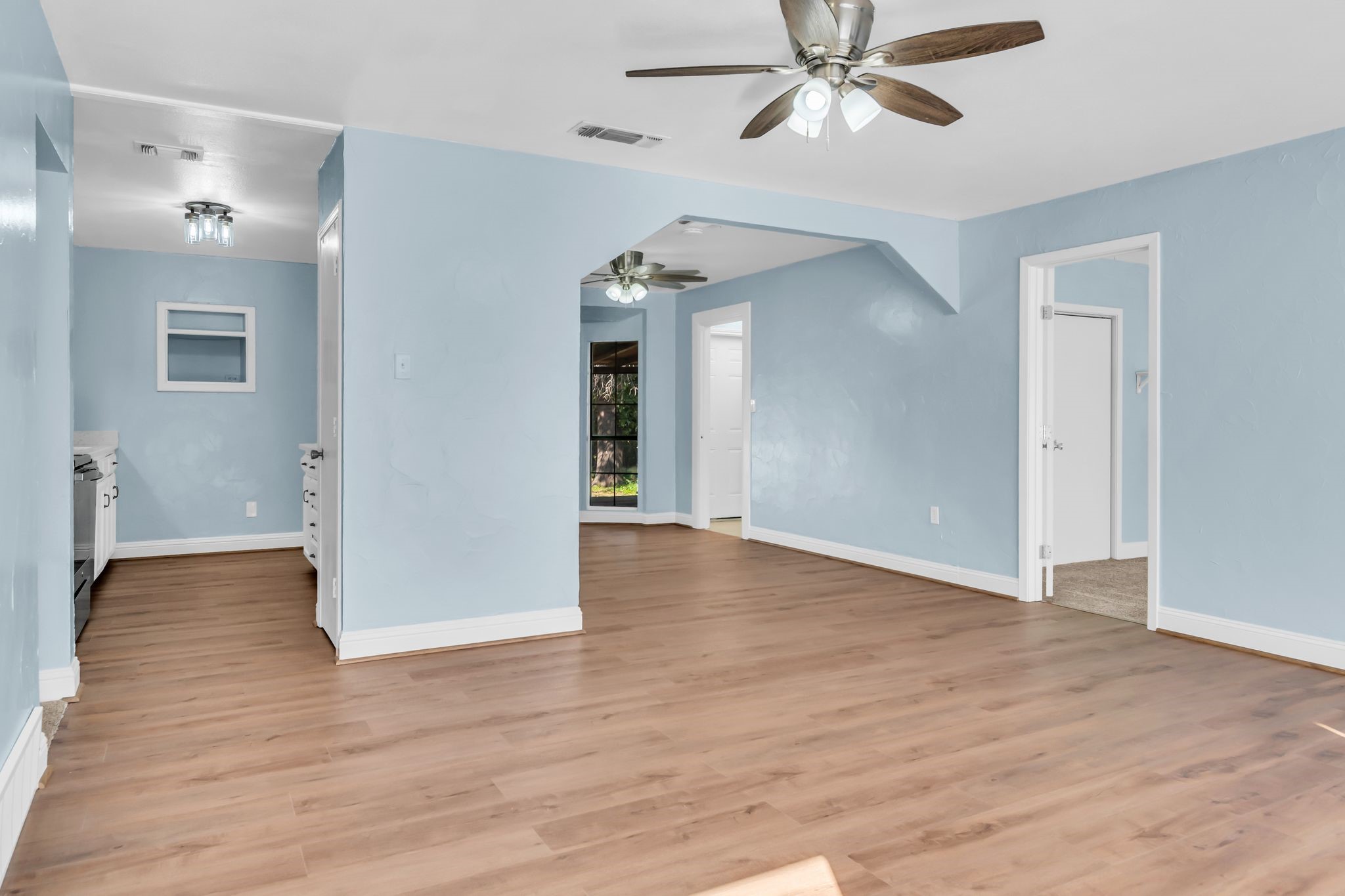 212 Mountain View Drive Azle TX 76020
