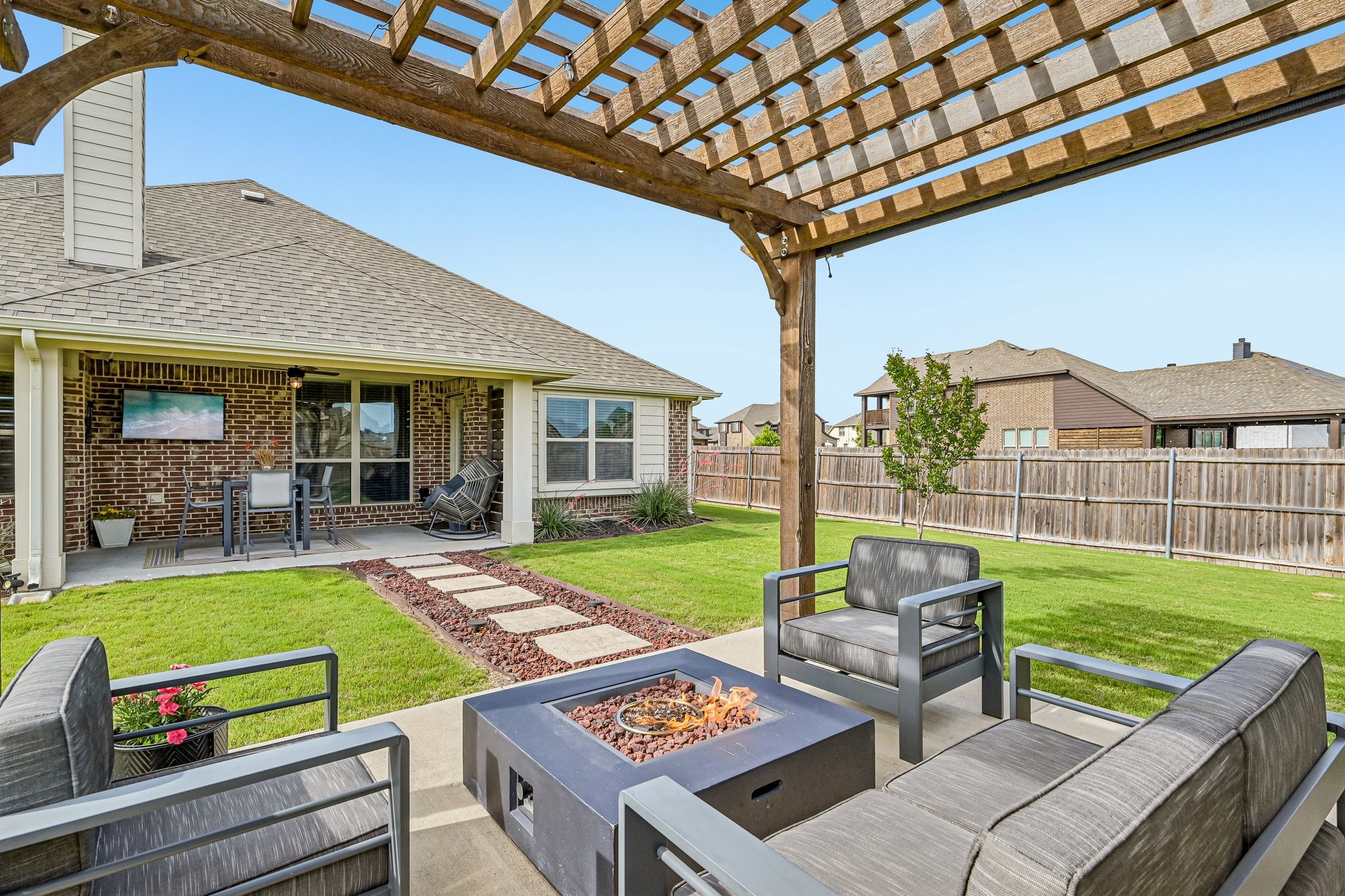 6349 Sudbury Lane Mesquite TX 75181