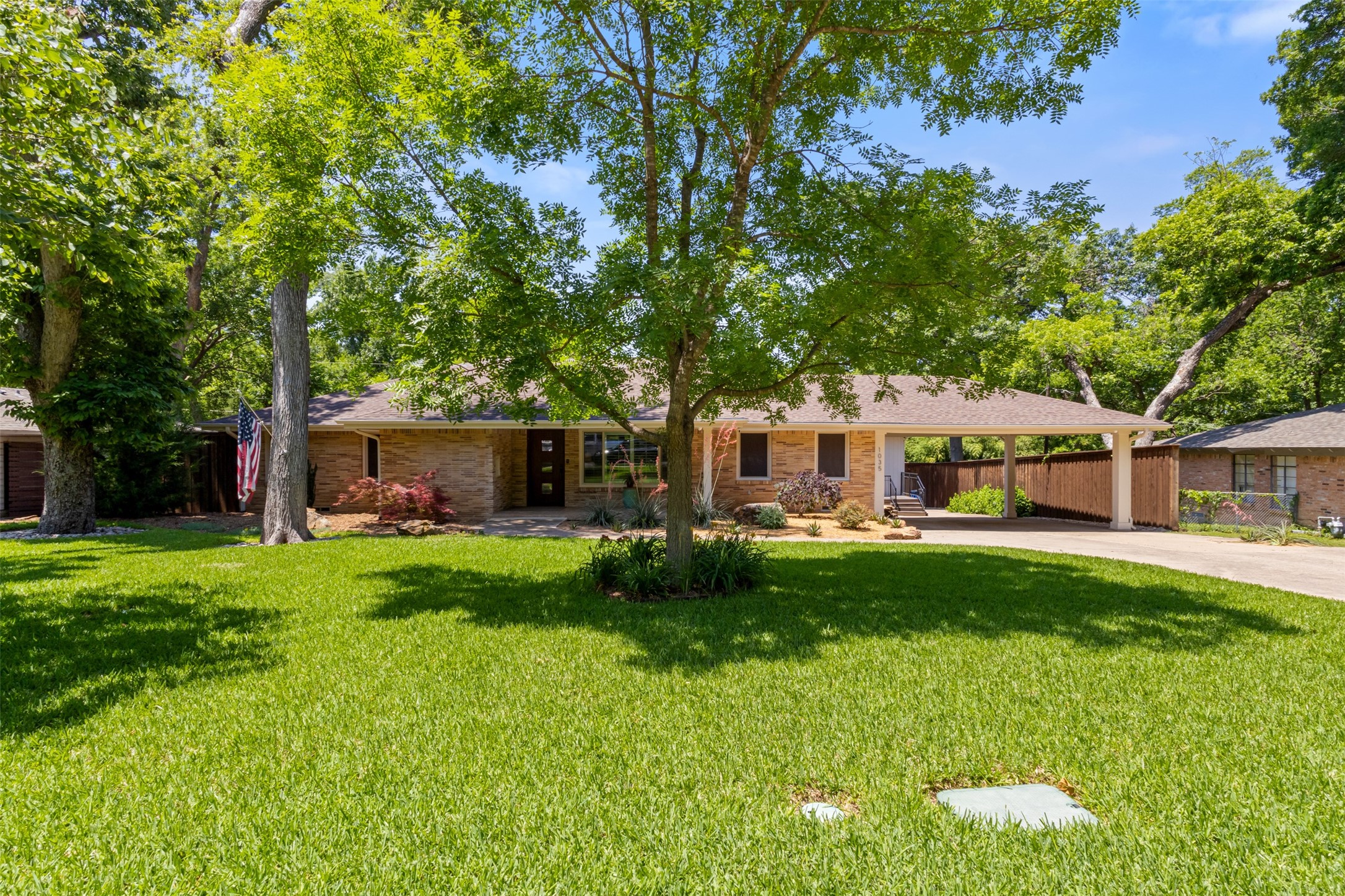 1035 Waterford Drive Dallas TX 75218