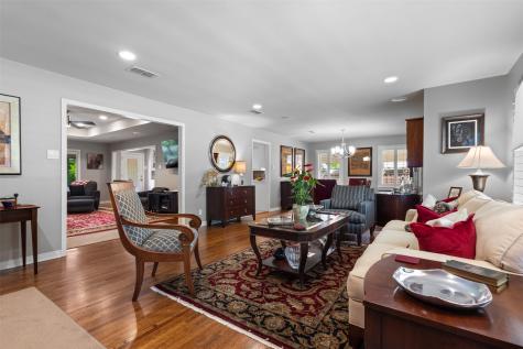 1035 Waterford Drive Dallas TX 75218