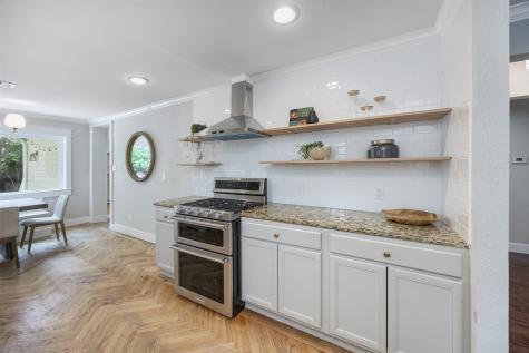1008 Sherman Street Mckinney TX 75069