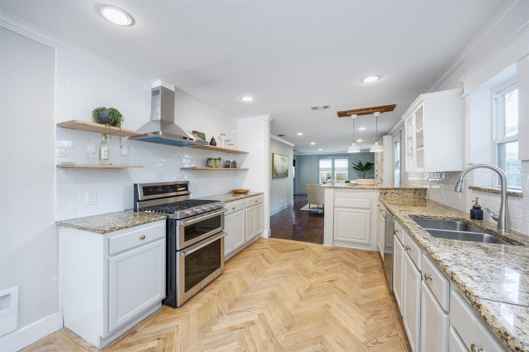 1008 Sherman Street Mckinney TX 75069
