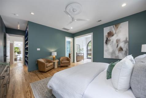 1008 Sherman Street Mckinney TX 75069