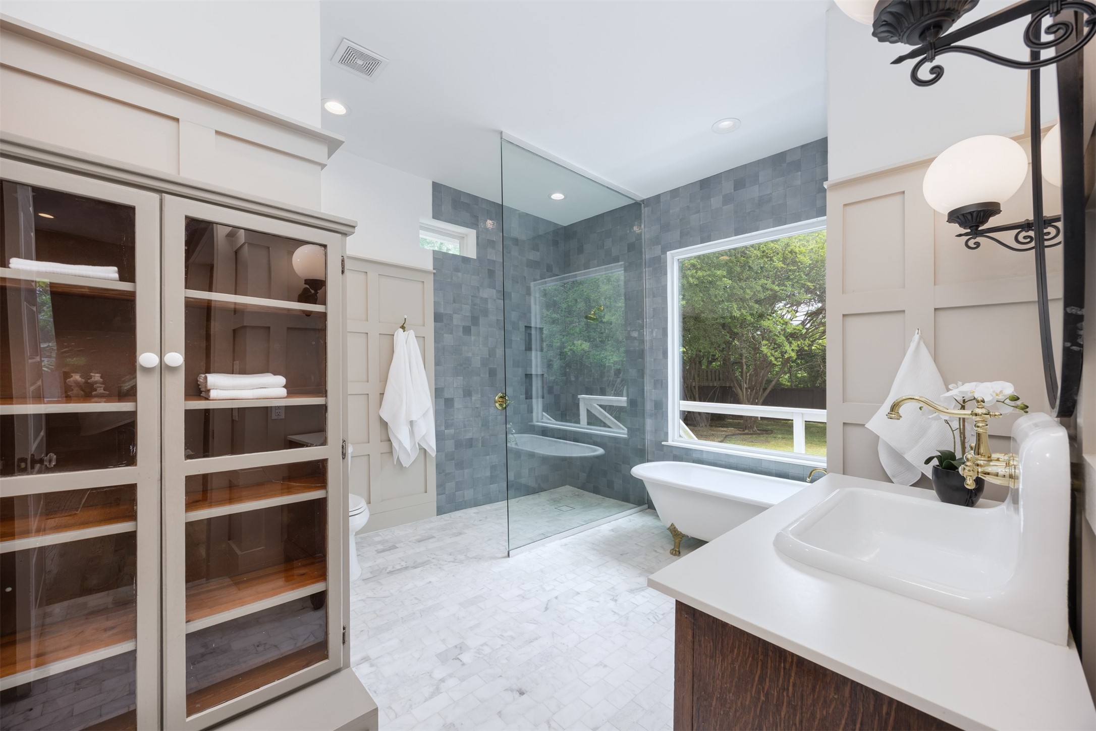 1008 Sherman Street Mckinney TX 75069