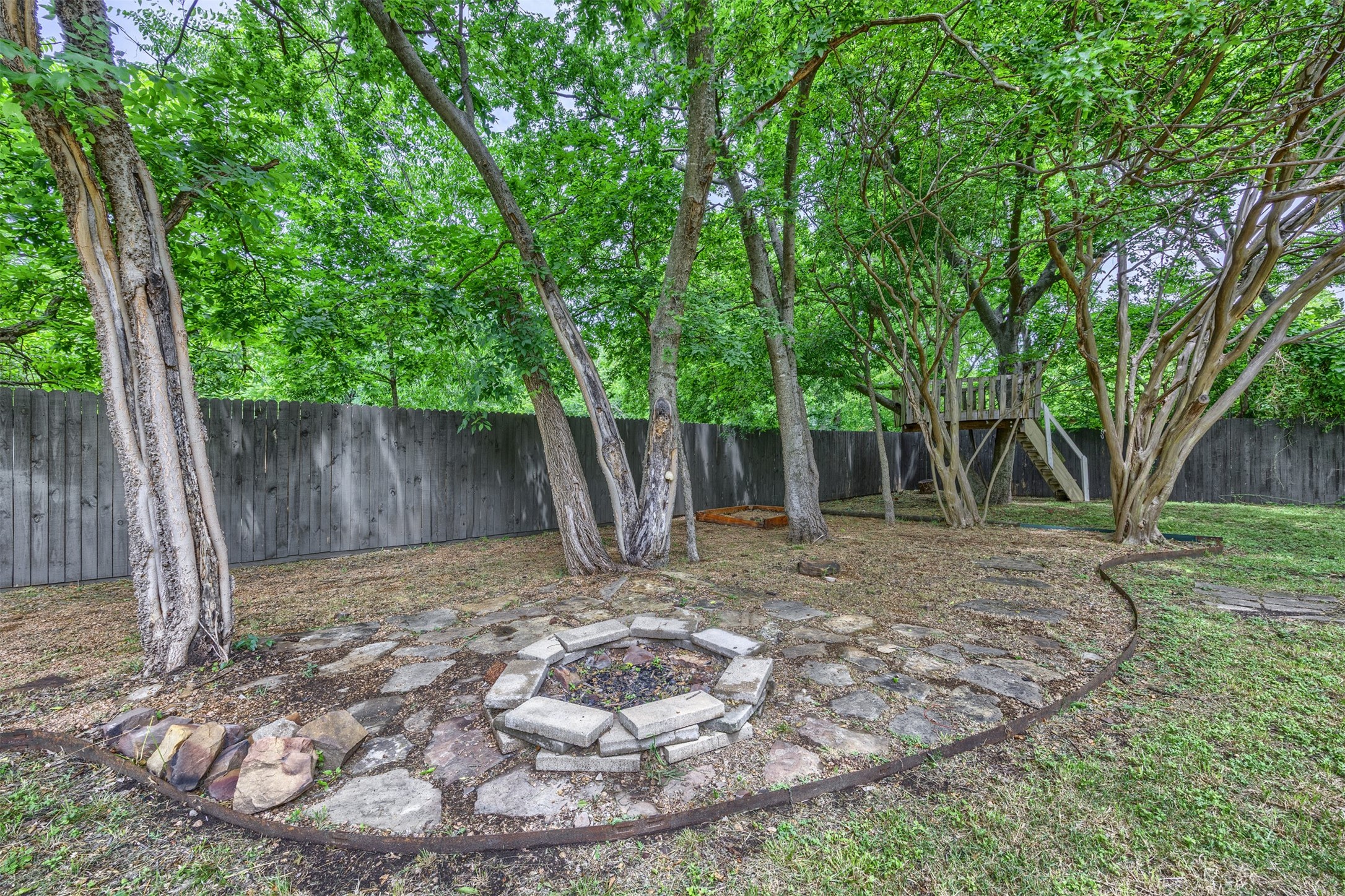 1008 Sherman Street Mckinney TX 75069