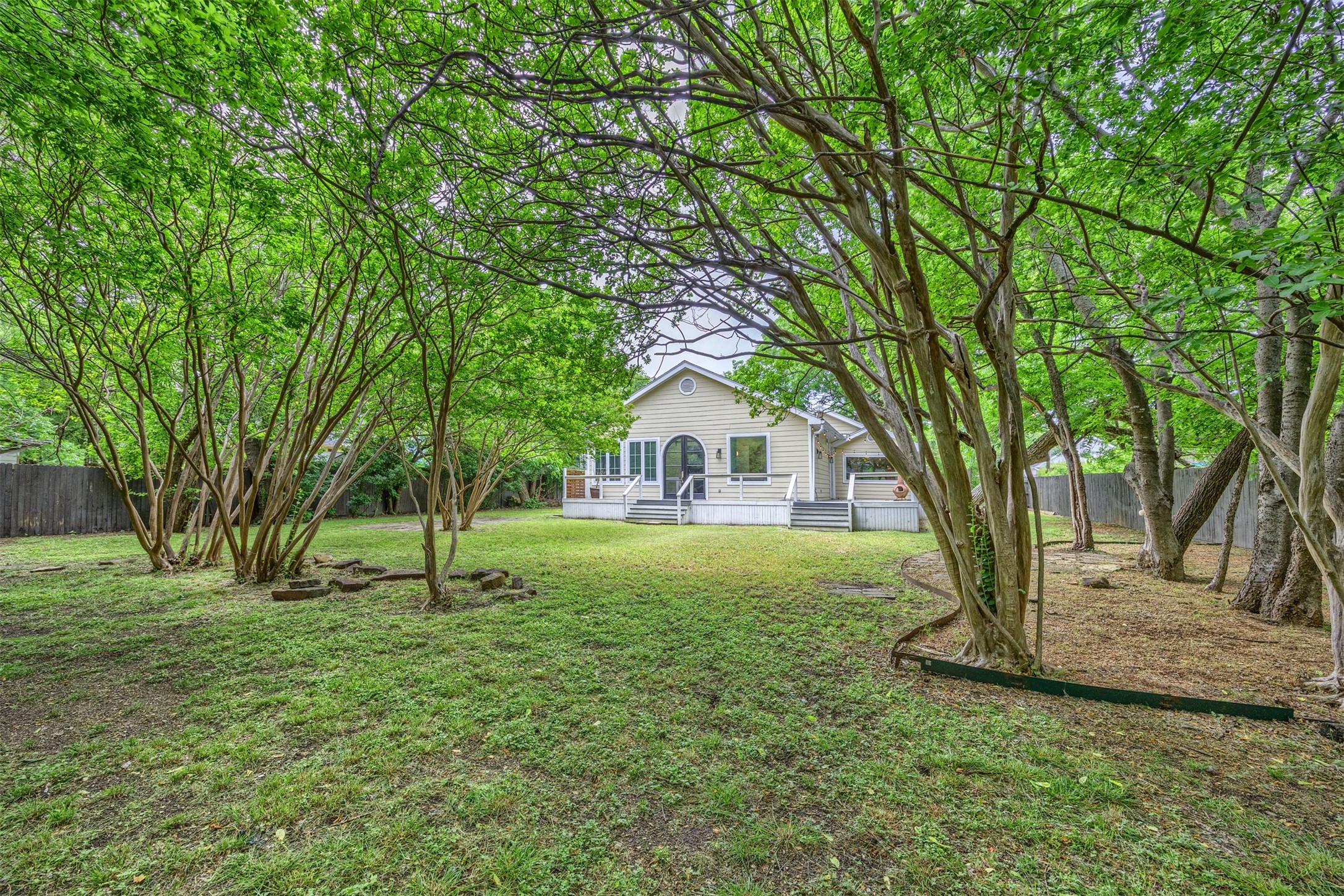 1008 Sherman Street Mckinney TX 75069