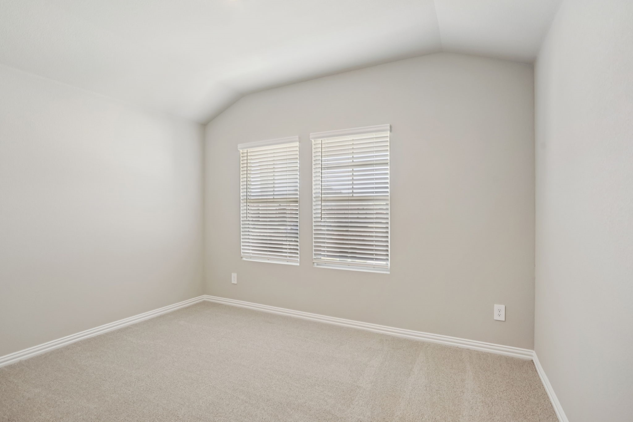 2109 Rannoch Street Sherman TX 75092