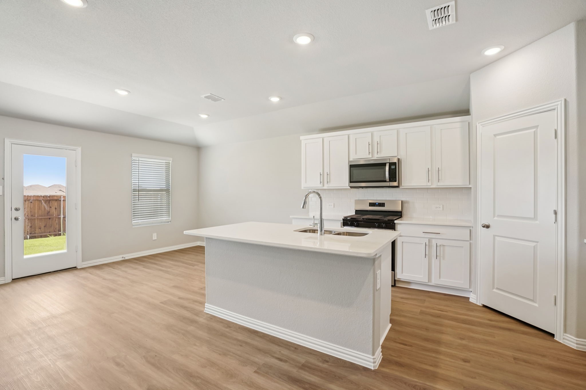 2109 Rannoch Street Sherman TX 75092